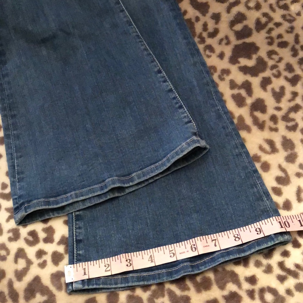 Frame Denim Le High Flare Denim Jeans in Free Bird Size 24 - Picture 15 of 16